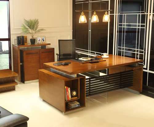 The Art of Impress Designing for Distinction in Executive Desks