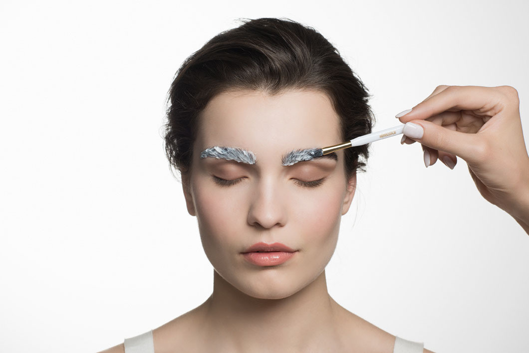 How to Dye Your Brows at Home for a Natural Tint