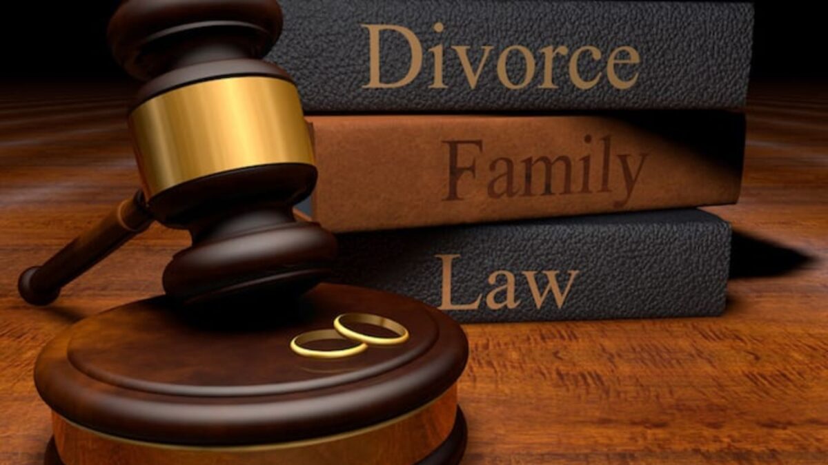 Unraveling the Benefits of Hiring a Fairfax Traffic Lawyer