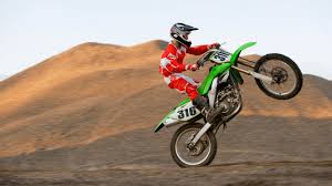 Exploring the Thrills of Dubai with Enduro Bike Adventure: A Motorcycle Rental Experience